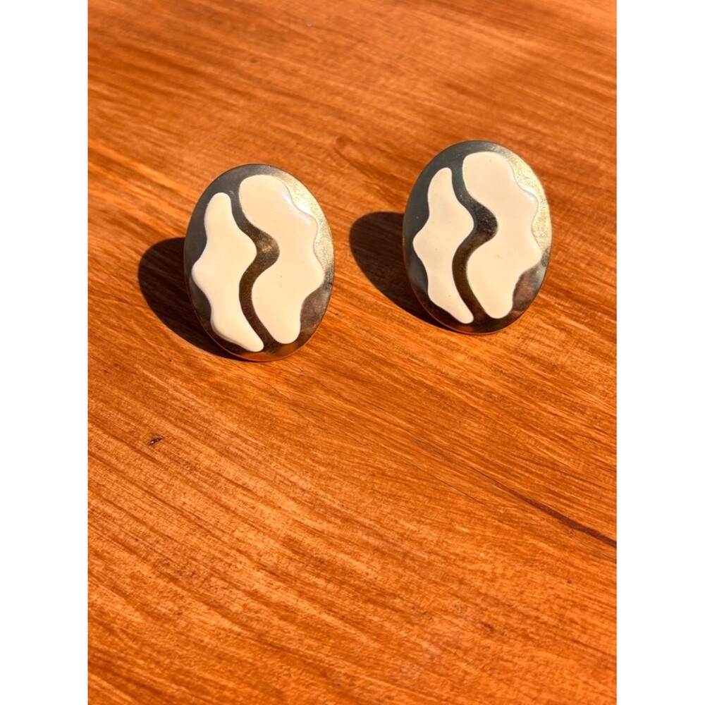 Vintage Clip on Earrings Gold Cream